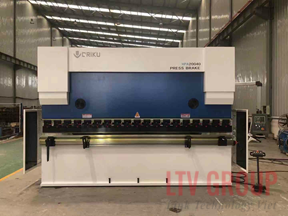 Máy chấn thủy lực CNC - LTV Group - Công Ty Cổ Phần Tập Đoàn LTV